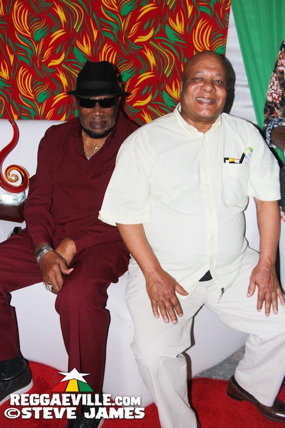 Naomi Cowan, Koffee and more...