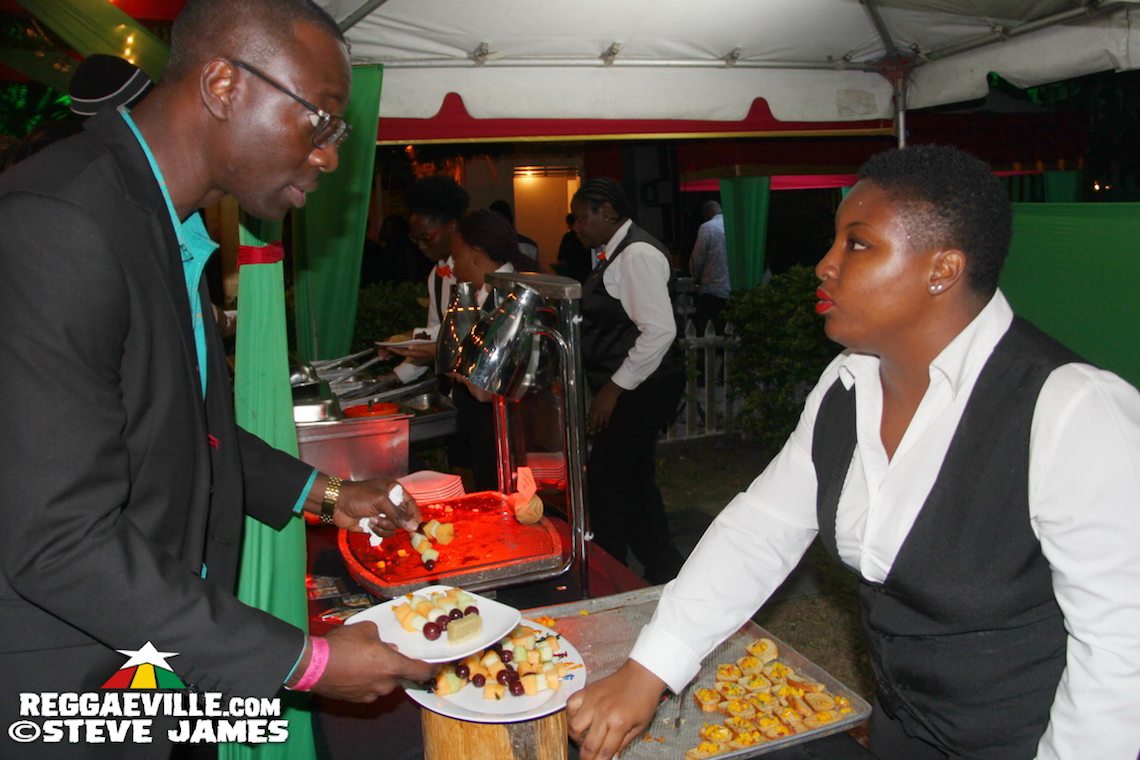 Naomi Cowan, Koffee and more...