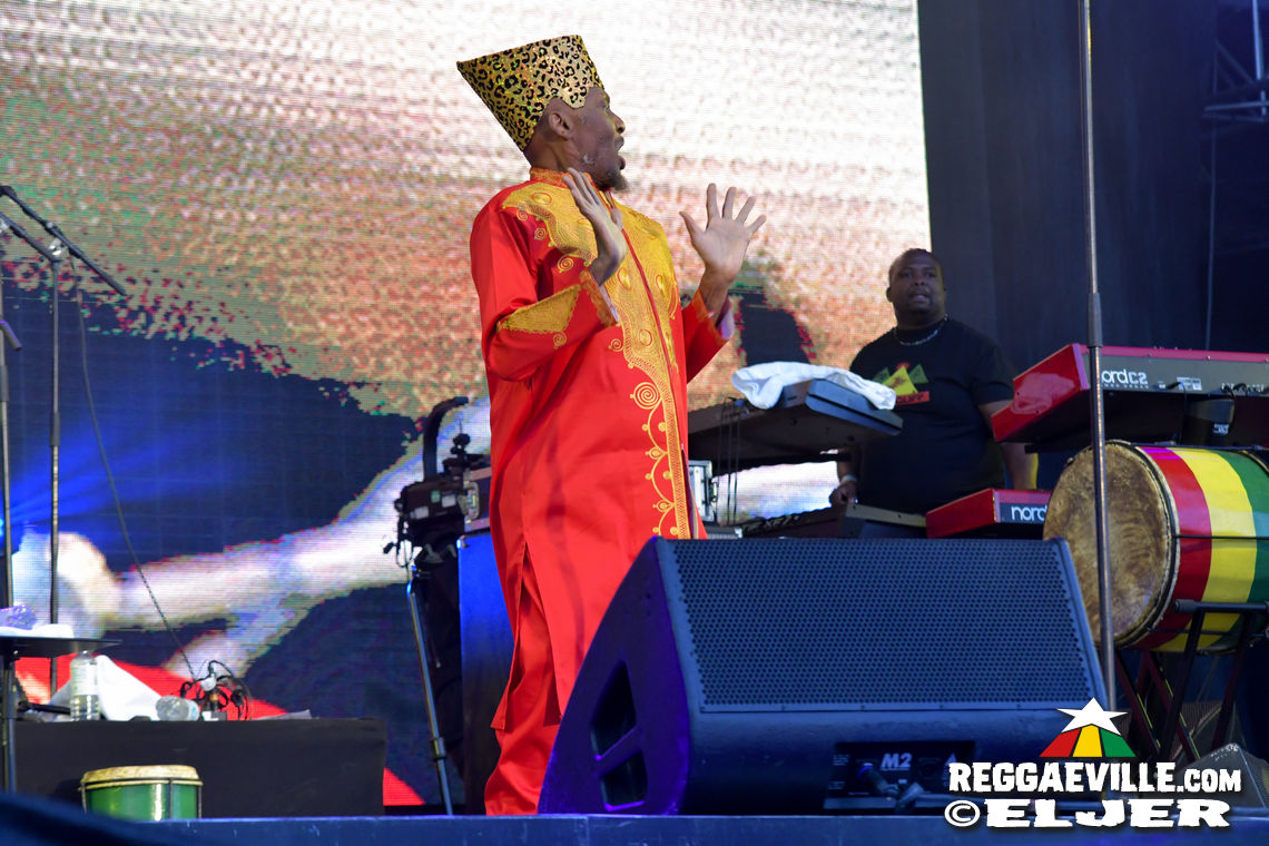 Jimmy Cliff & Tribal Seeds