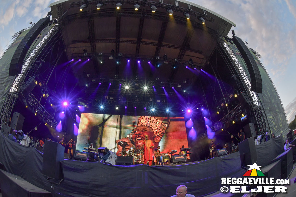 Jimmy Cliff & Tribal Seeds