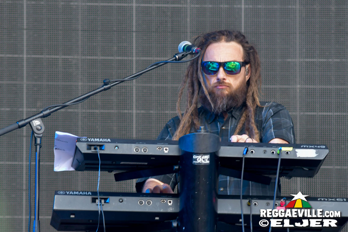 Jimmy Cliff & Tribal Seeds