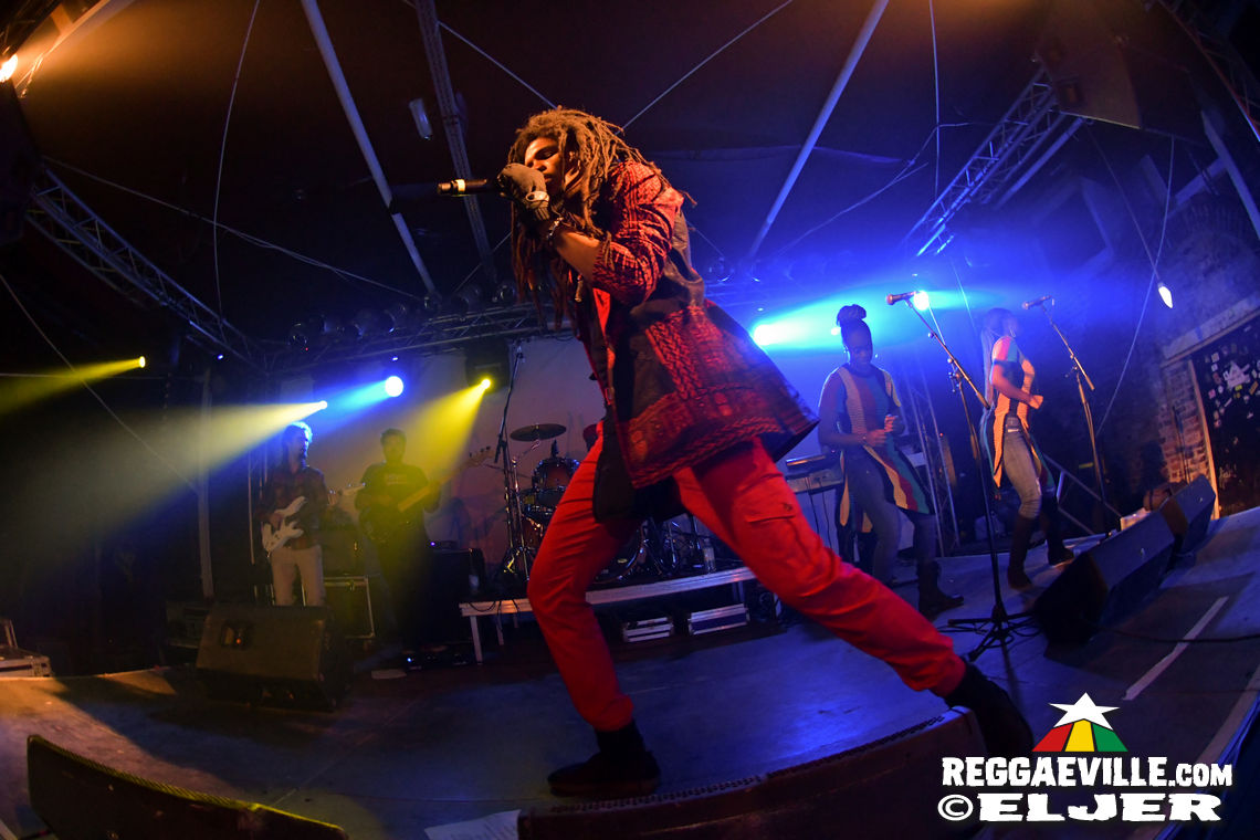 Junior Kelly & Jahbar I