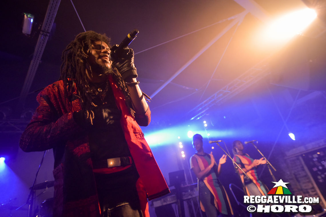 Junior Kelly & Jahbar I