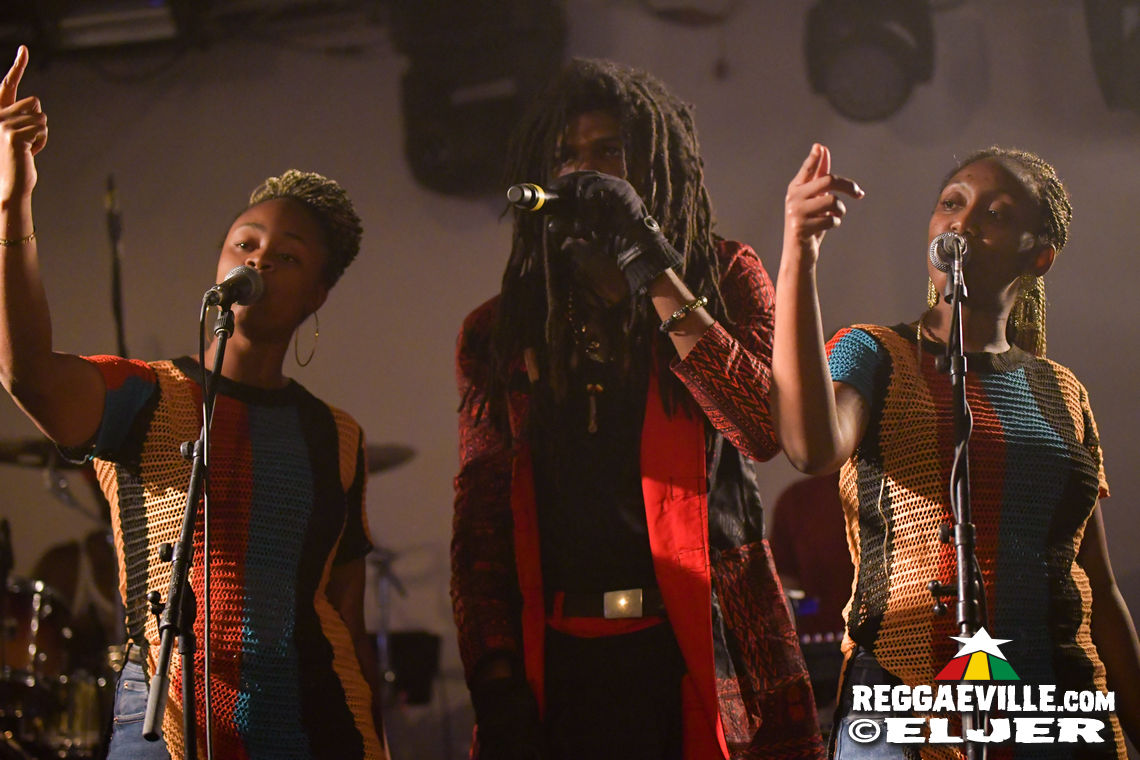 Junior Kelly & Jahbar I