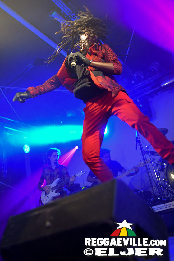 Junior Kelly & Jahbar I