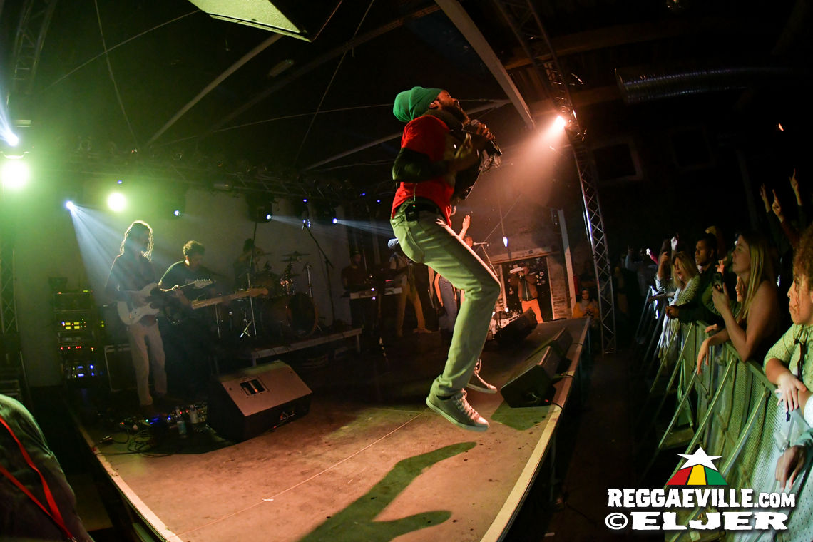 Junior Kelly & Jahbar I