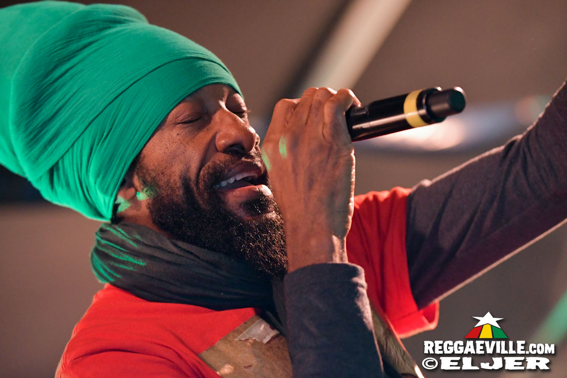 Junior Kelly & Jahbar I