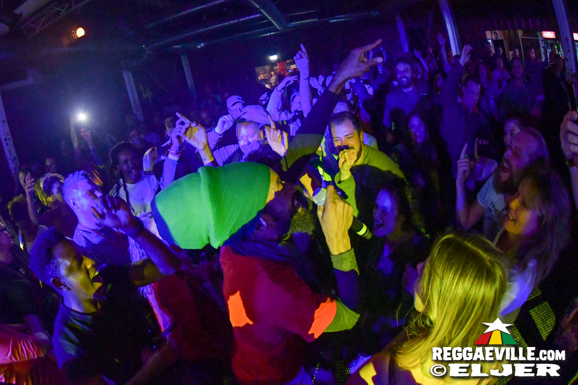 Junior Kelly & Jahbar I