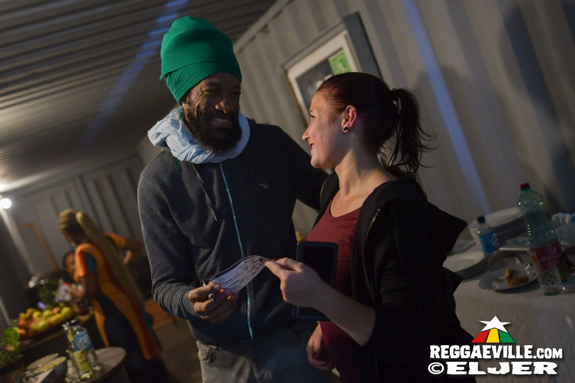 Junior Kelly & Jahbar I