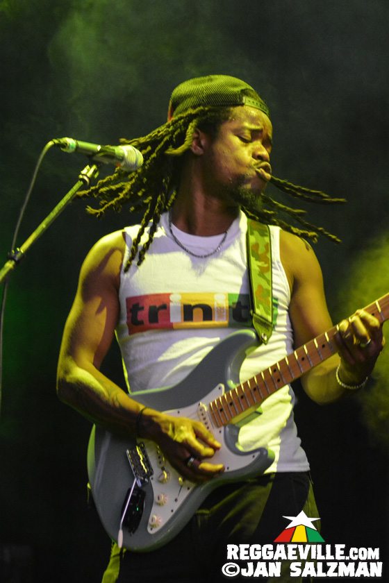 Katchafire, EarthKry