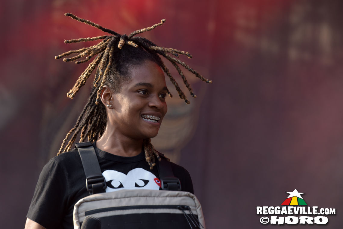 Koffee & Banda Senderos