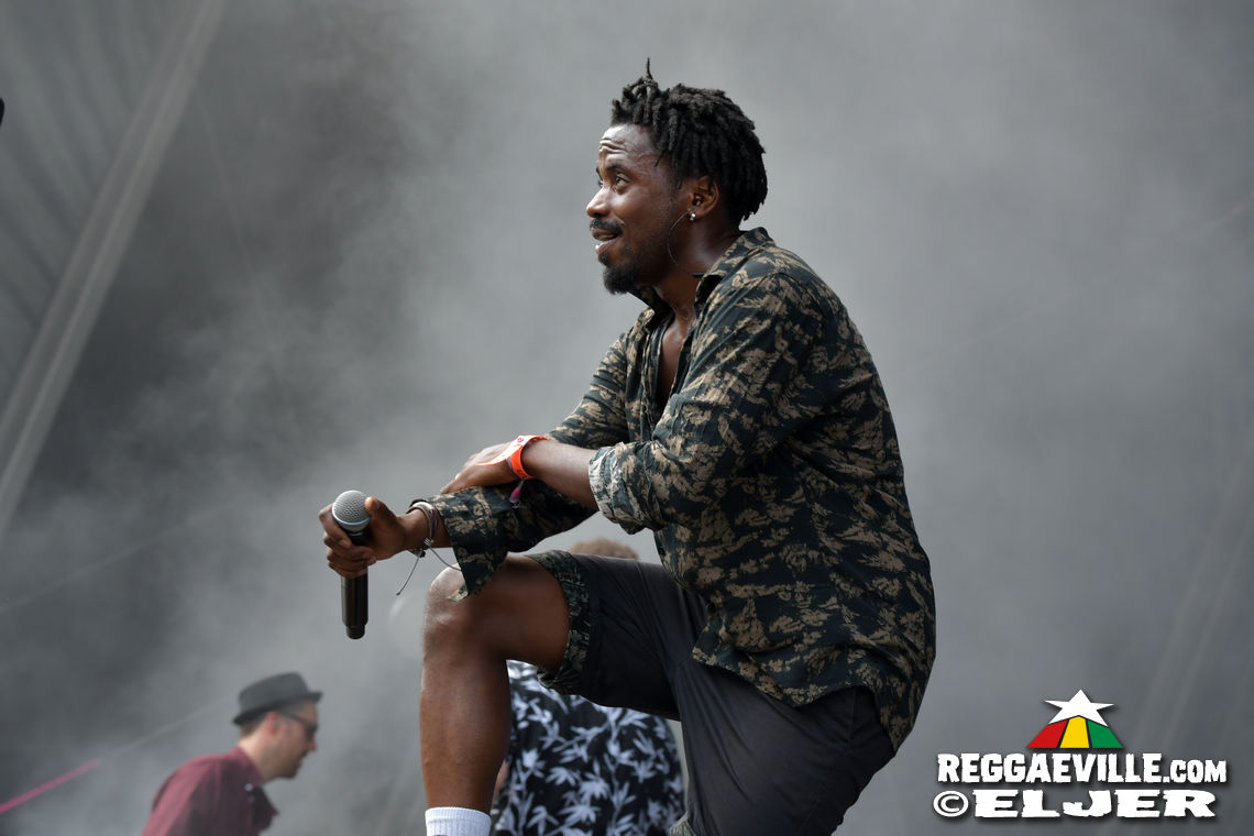 Koffee & Banda Senderos