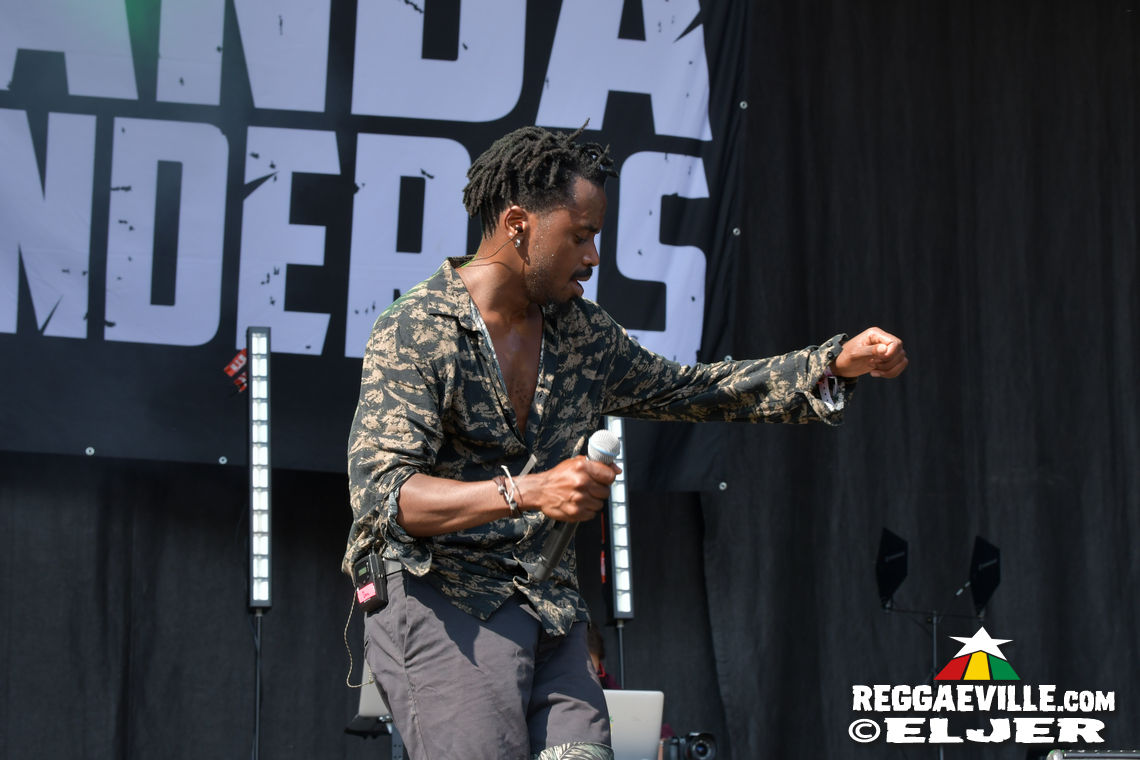 Koffee & Banda Senderos