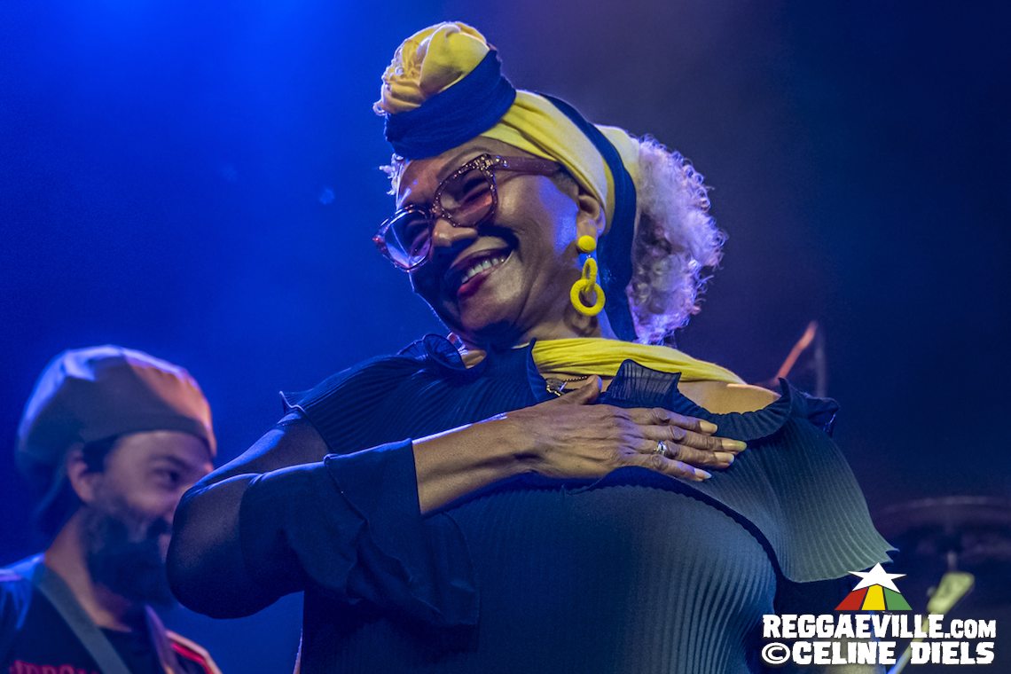 Marcia Griffiths & The Roots Harmonics Band