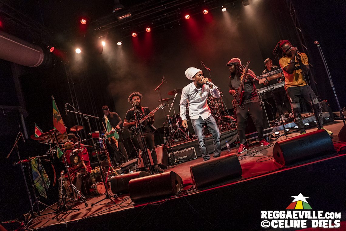 Marcia Griffiths & The Roots Harmonics Band