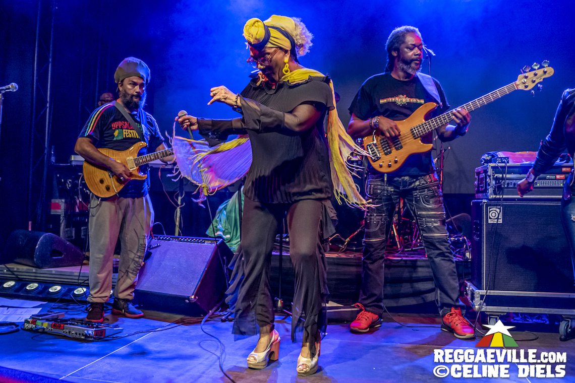 Marcia Griffiths & The Roots Harmonics Band