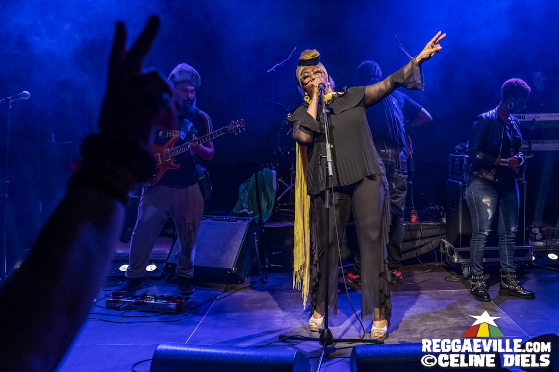 Marcia Griffiths & The Roots Harmonics Band