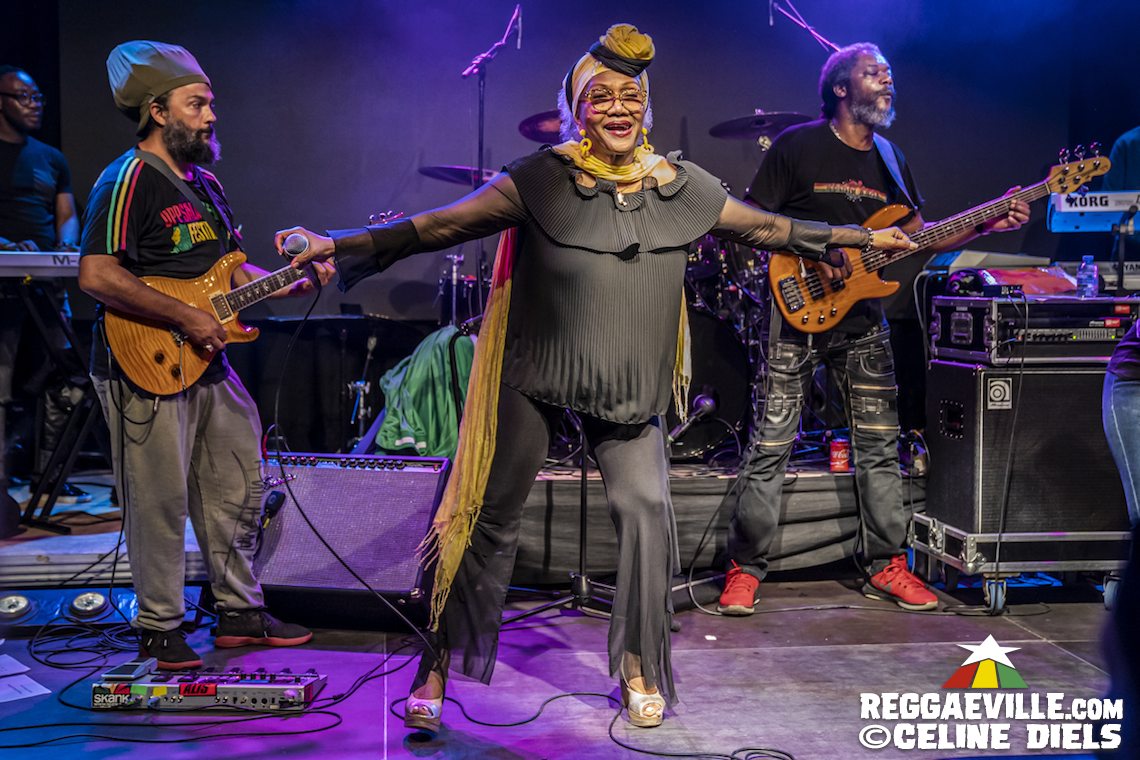 Marcia Griffiths & The Roots Harmonics Band