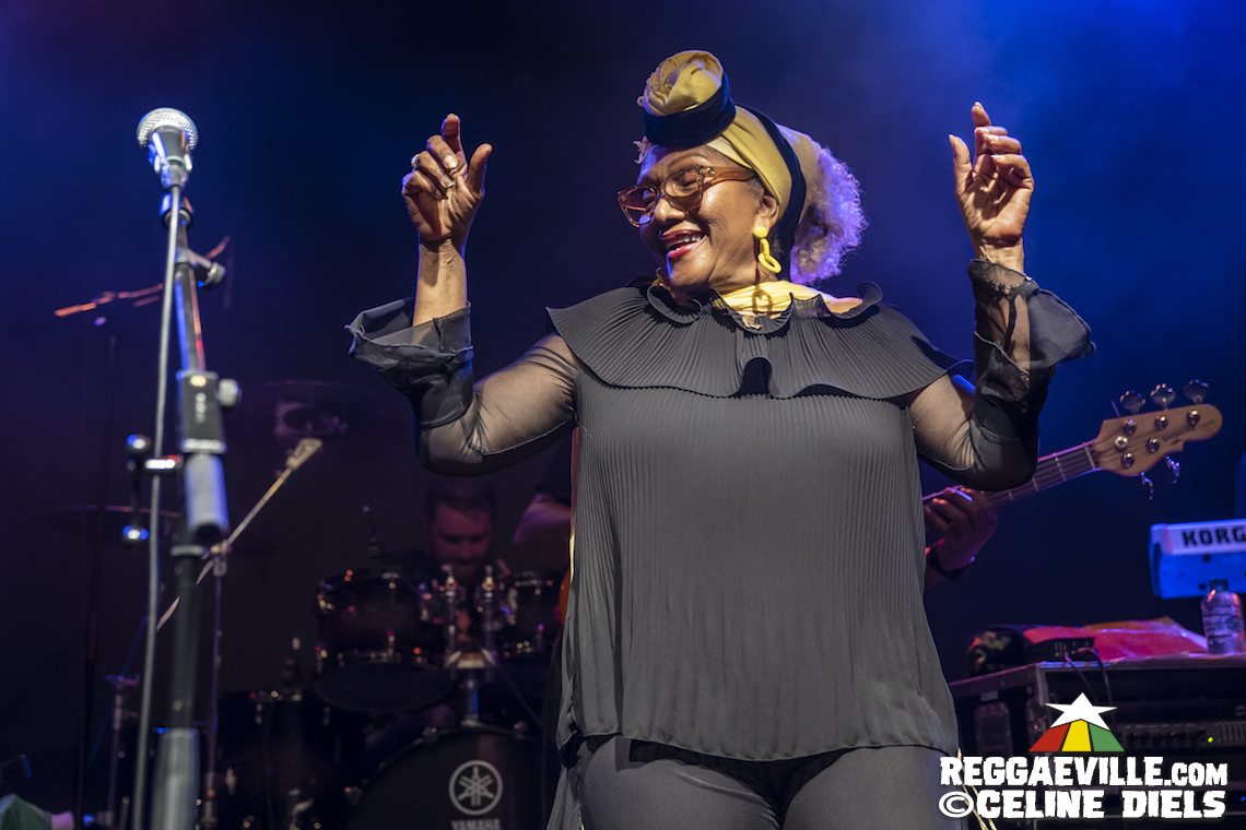 Marcia Griffiths & The Roots Harmonics Band