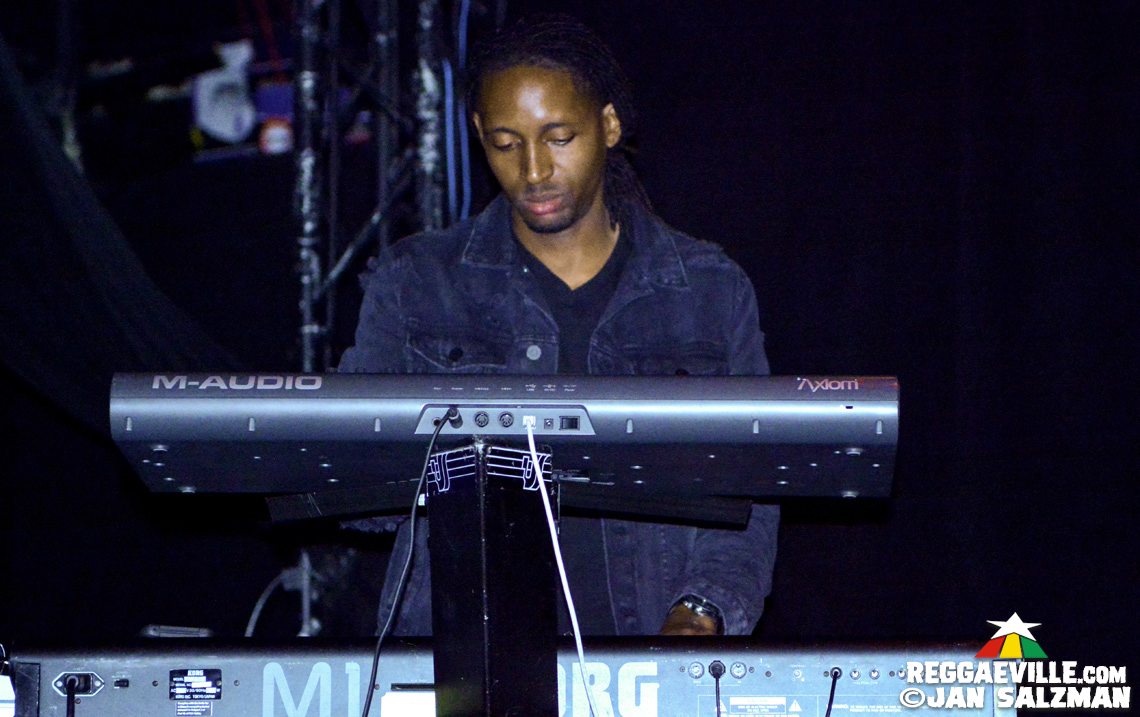 Mighty Diamonds & Dubtonic Kru