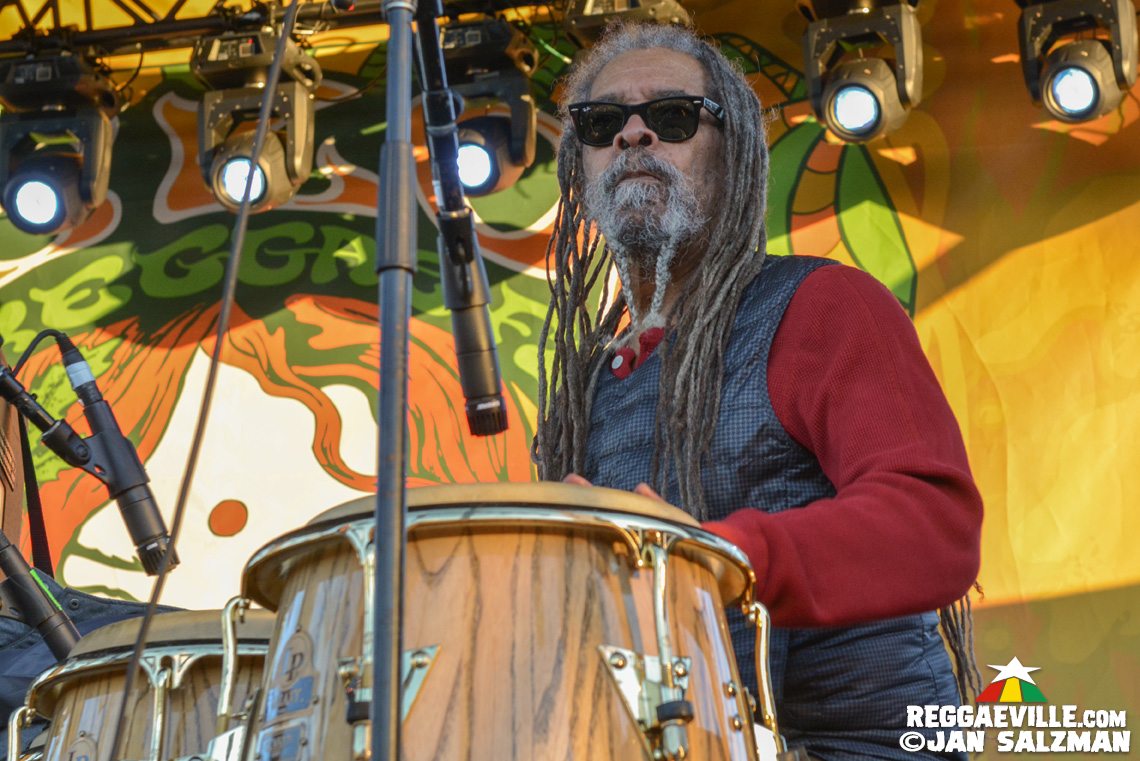 Lee Scratch Perry feat. Larry McDonald & SOJA