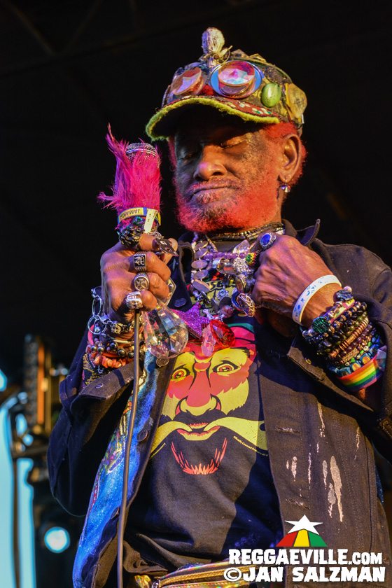 Lee Scratch Perry feat. Larry McDonald & SOJA