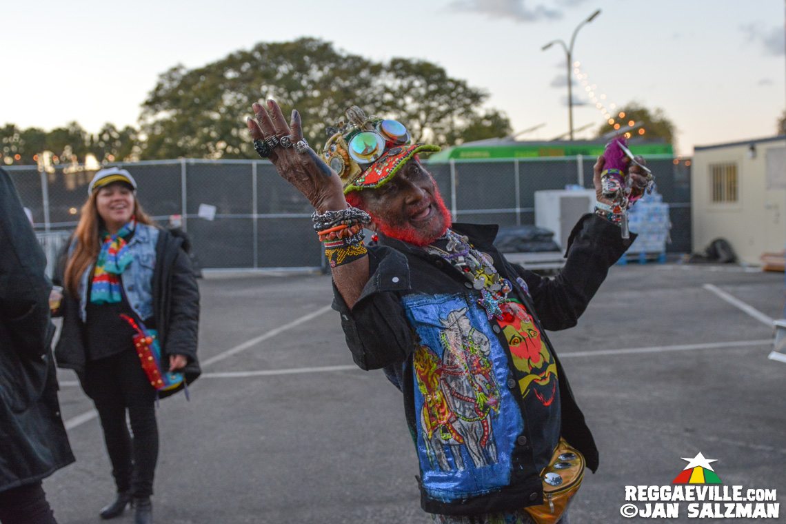Lee Scratch Perry feat. Larry McDonald & SOJA