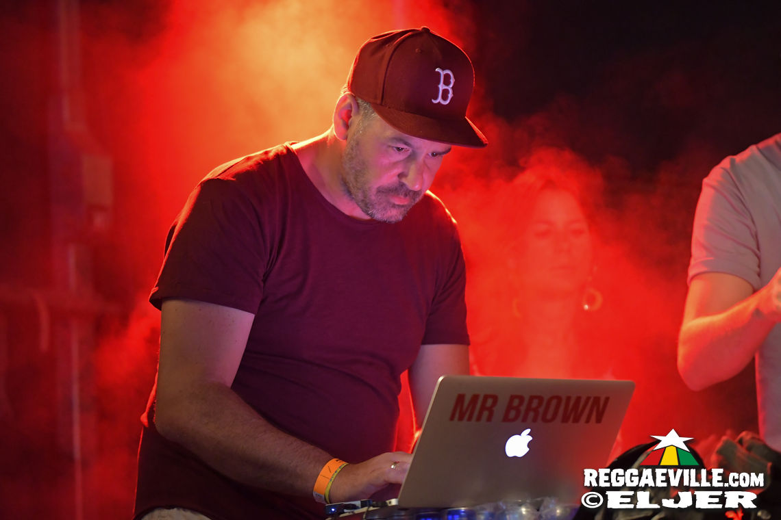 Popcaan, Jugglerz & Pow Pow