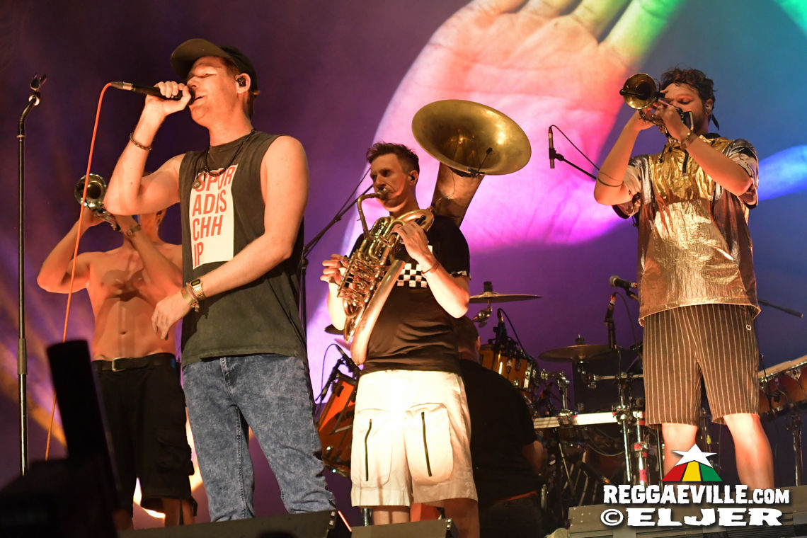 Querbeat feat. Dellé