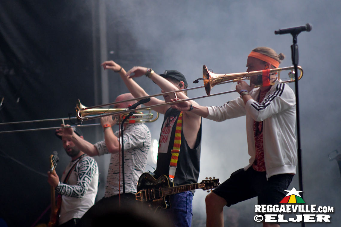 Querbeat feat. Dellé