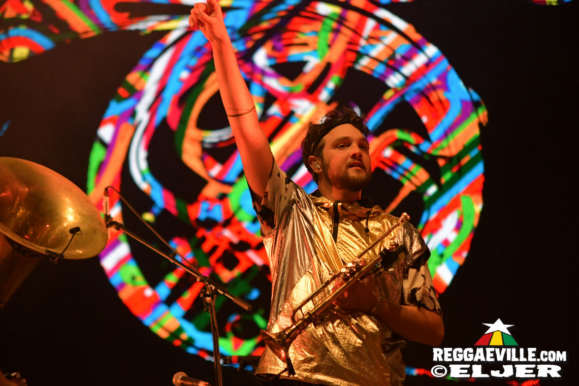 Querbeat feat. Dellé