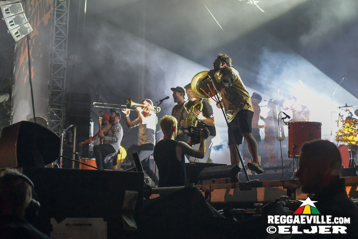 Querbeat feat. Dellé