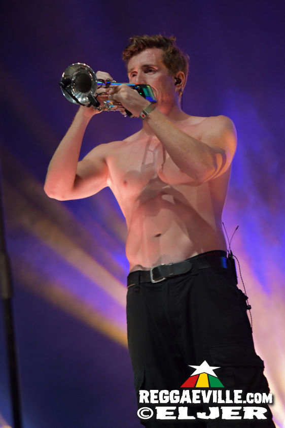 Querbeat feat. Dellé