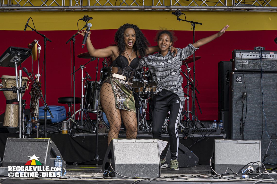 Postmen, Uwe Banton with Teddy Dan, Samora