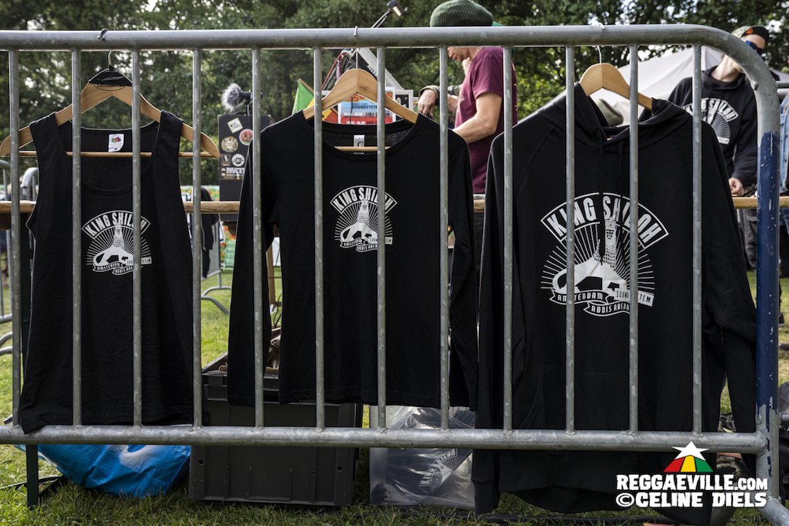 Postmen, Uwe Banton with Teddy Dan, Samora