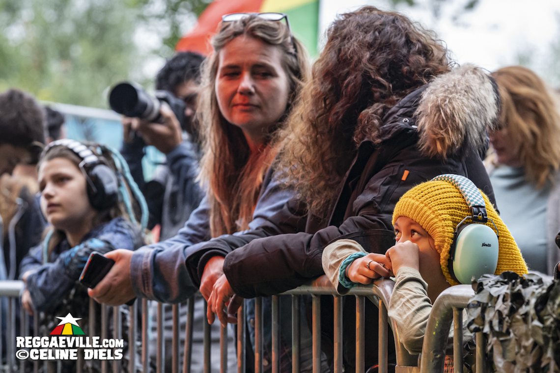 Postmen, Uwe Banton with Teddy Dan, Samora