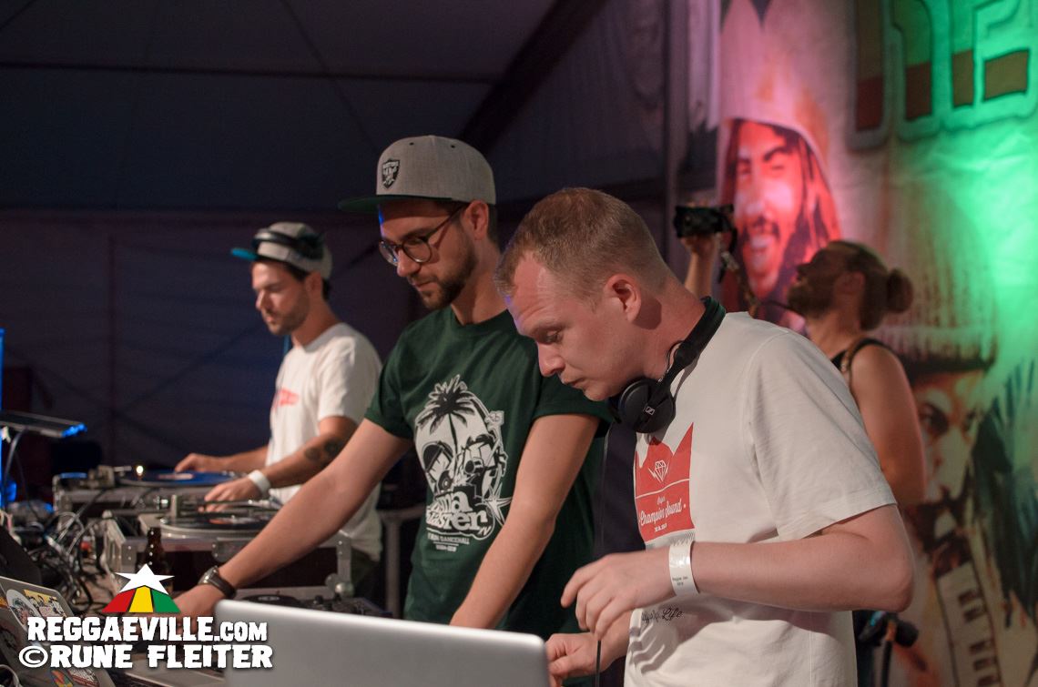 iLLBiLLY HiTEC, Unlimited Culture, Teacha Dee