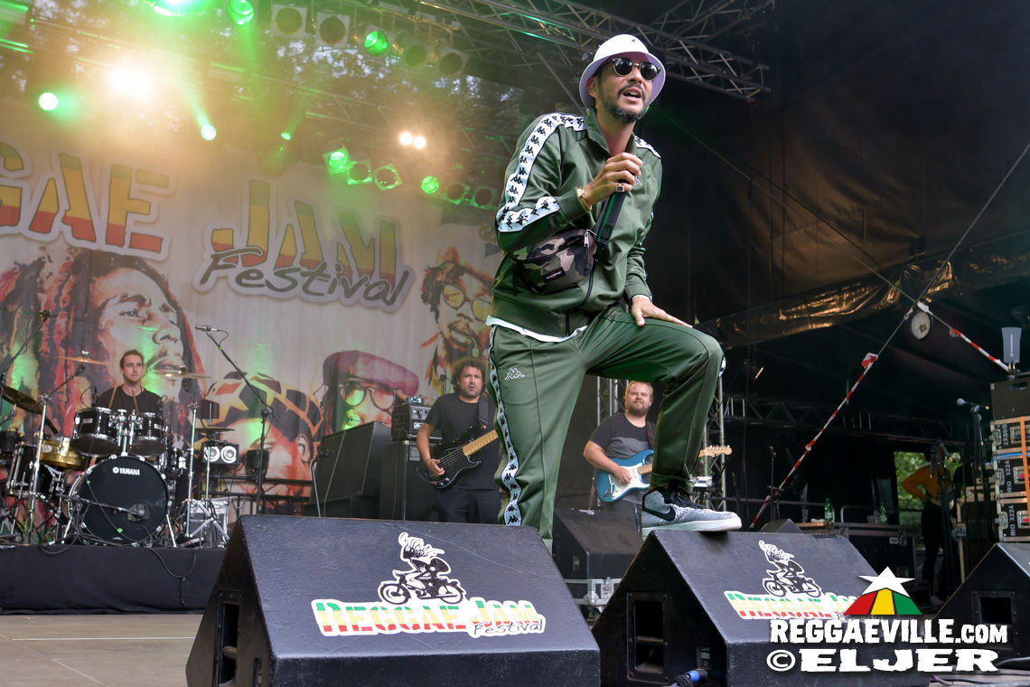 Morgan Heritage feat. Esh & Jemere Morgan, Million Stylez