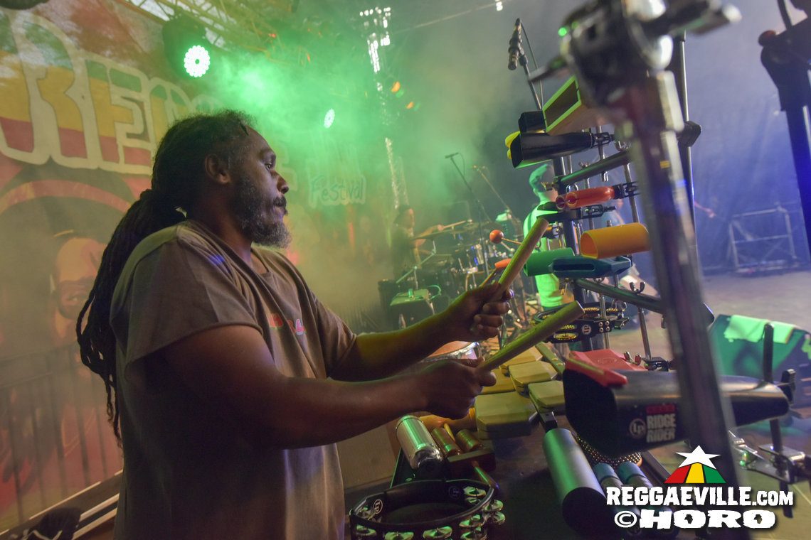 Lila Iké, Micah Shemaiah, Chuck Fenda & House of Riddim