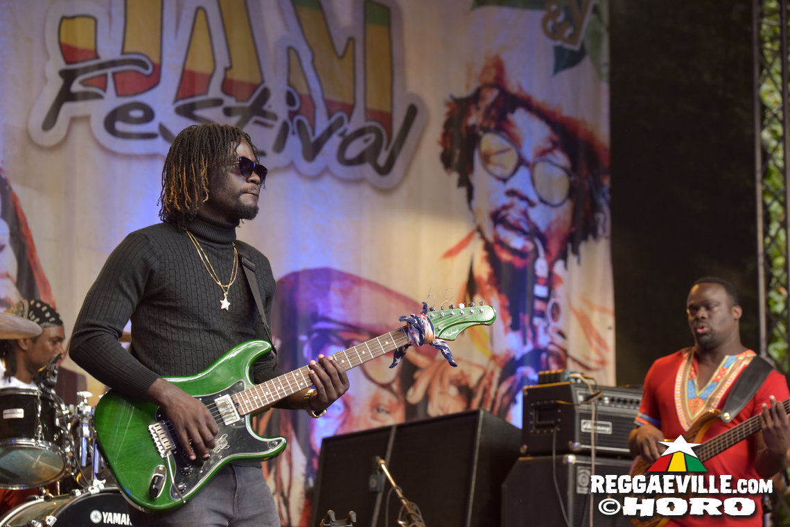 Duane Stephenson, Royal Sounds