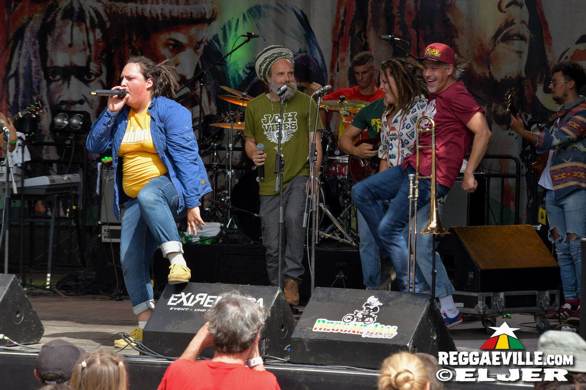 Busy Signal, Memoria, Dr.Ring Ding