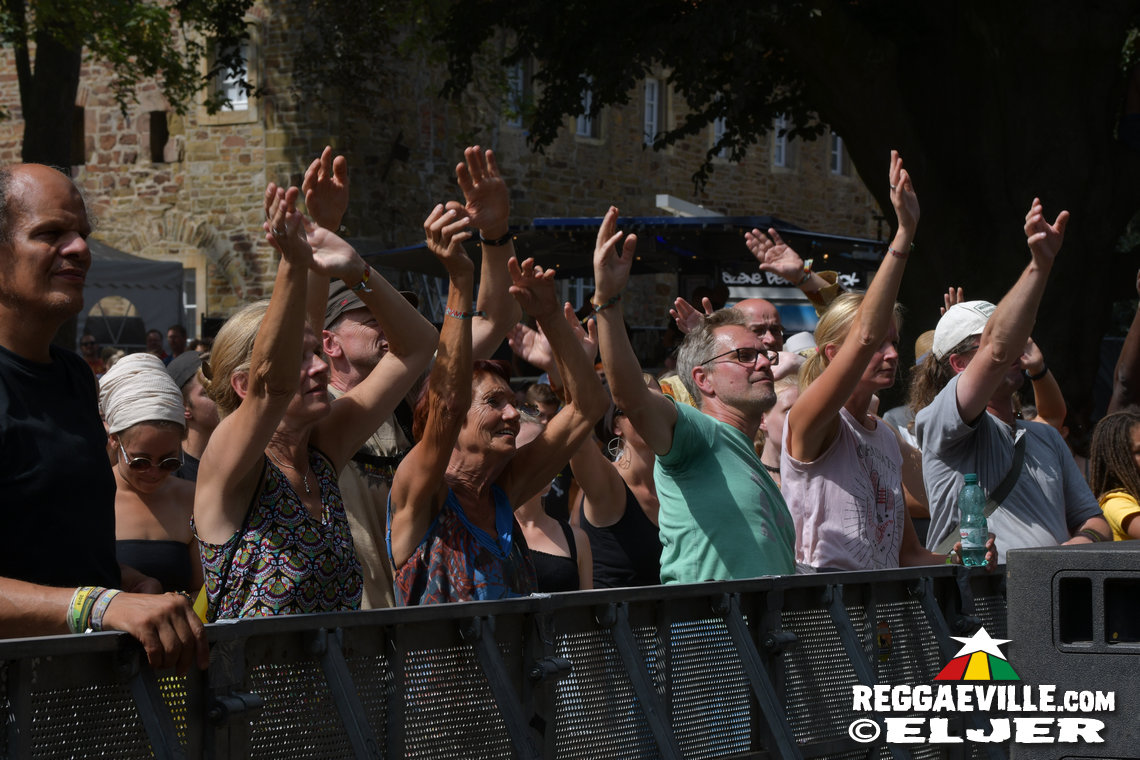 Busy Signal, Memoria, Dr.Ring Ding