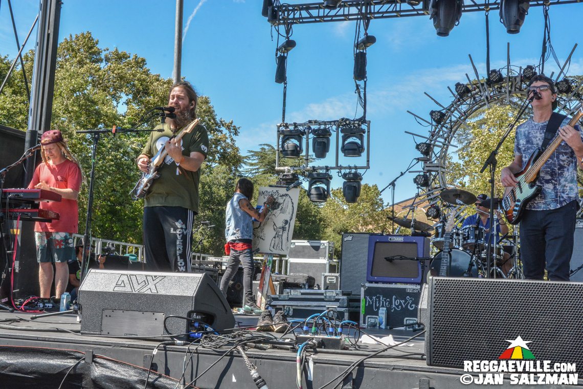 Third World, Hirie, Gondwana, Mike Love