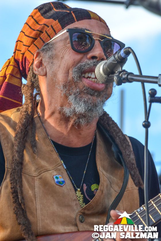Third World, Hirie, Gondwana, Mike Love