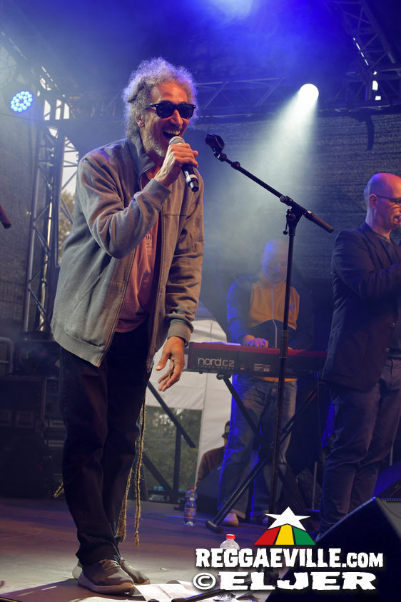 Jin Jin feat. Andrew Murphy & Sebastian Sturm, The Herbpirates