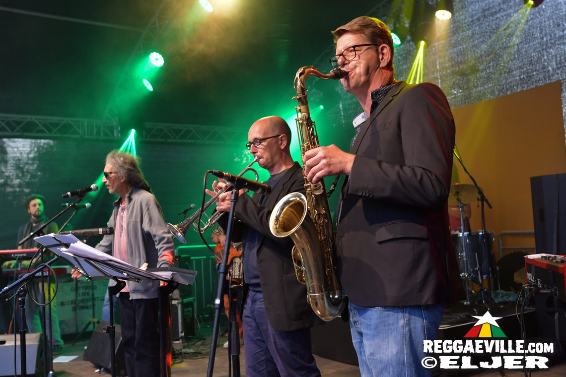 Jin Jin feat. Andrew Murphy & Sebastian Sturm, The Herbpirates