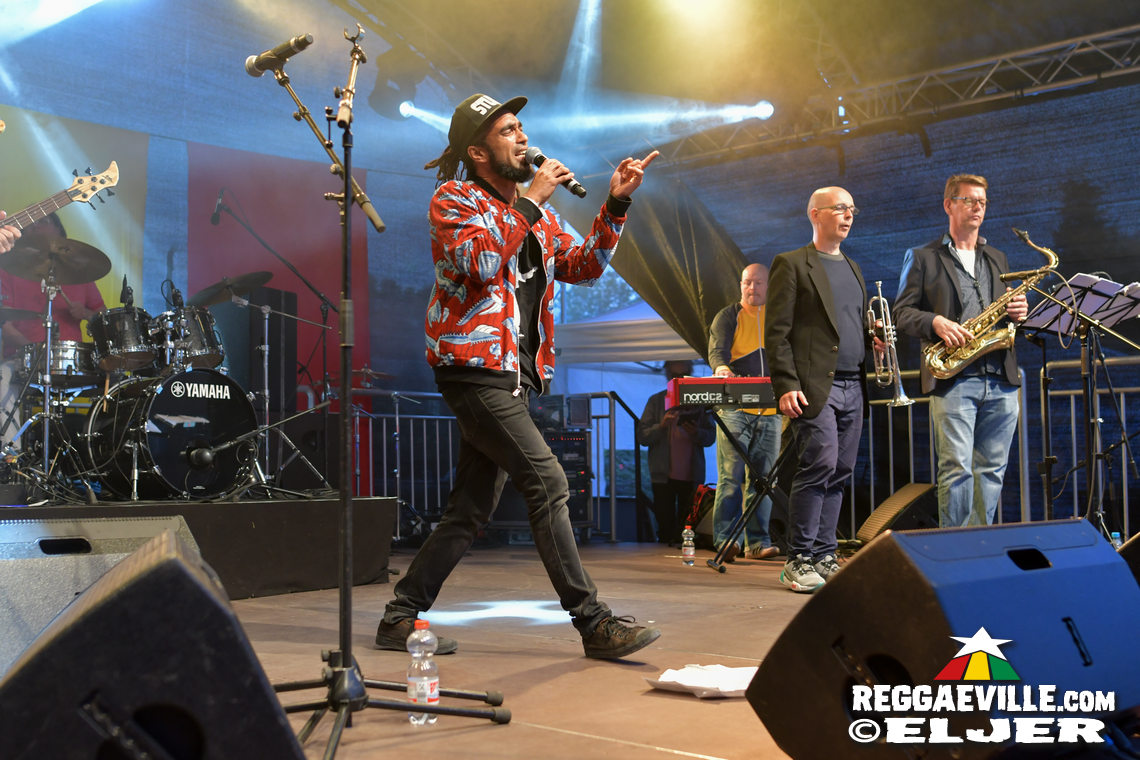 Jin Jin feat. Andrew Murphy & Sebastian Sturm, The Herbpirates