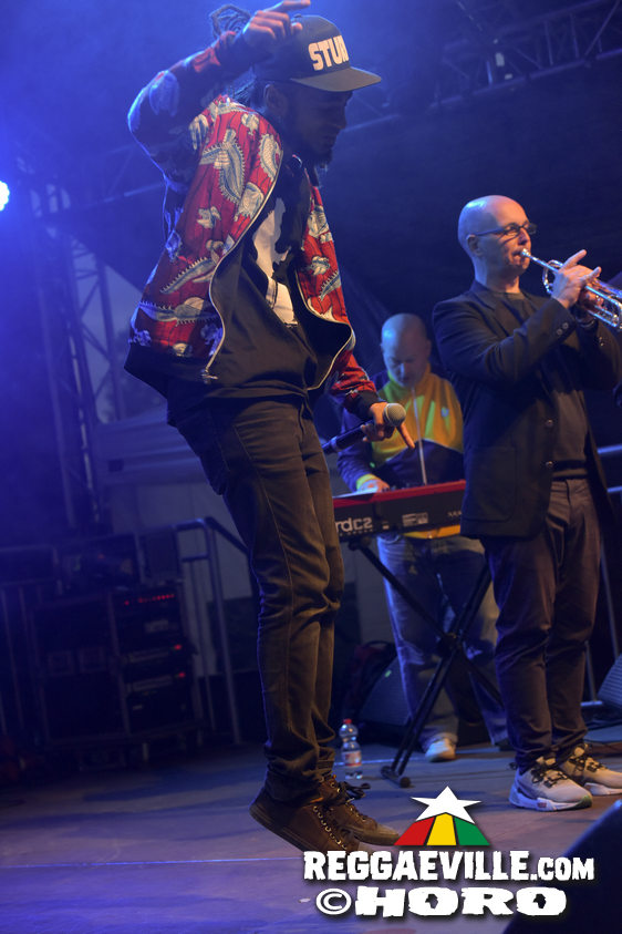 Jin Jin feat. Andrew Murphy & Sebastian Sturm, The Herbpirates