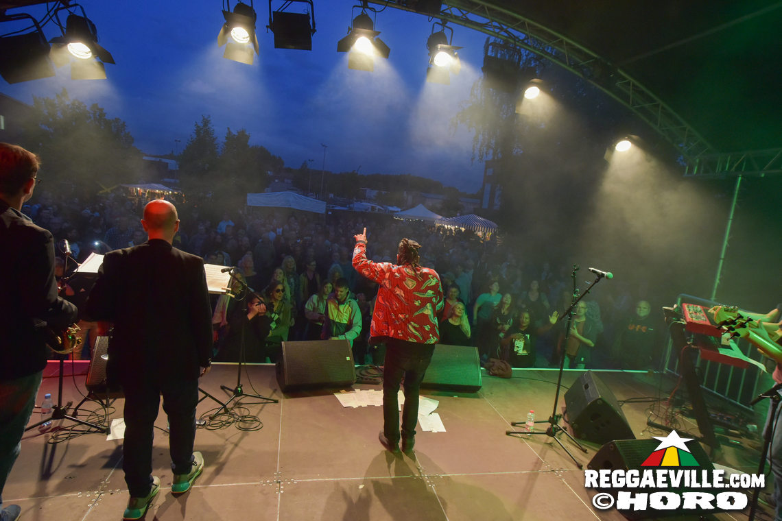 Jin Jin feat. Andrew Murphy & Sebastian Sturm, The Herbpirates