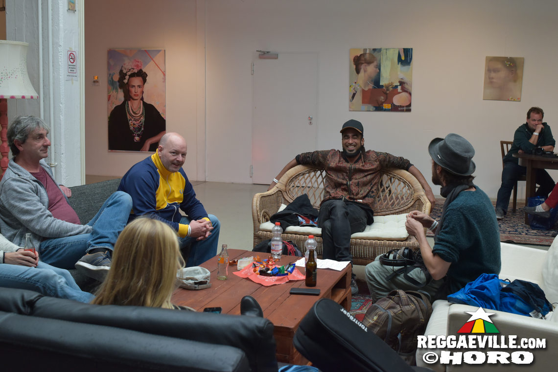 Jin Jin feat. Andrew Murphy & Sebastian Sturm, The Herbpirates